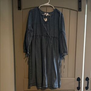 NWT Myra Bag woman's ' Denim Peasant Dress - Blue
Size XL